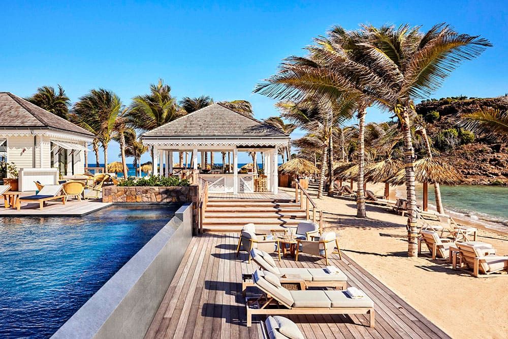 Rosewood Le Guanahani St. Barth pool and bar on the beach