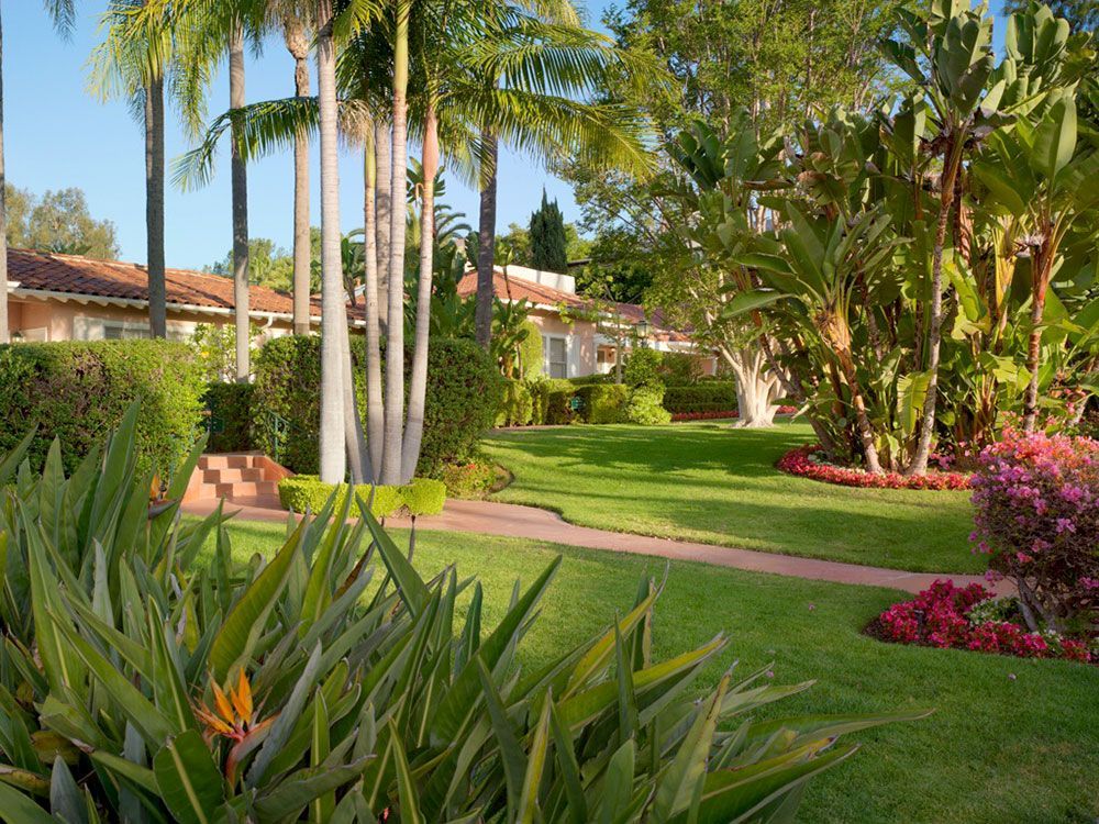 Beverly Hills Hotel bungalow exterior