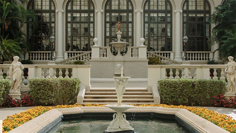 The Breakers courtyard